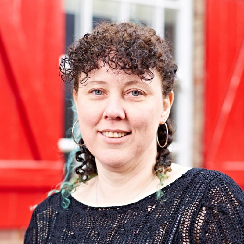 Beyond Fear: Raising Tech-Smart Children in a Digital World, with Cath Knibbs